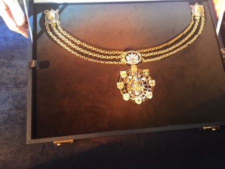 Speakers chain